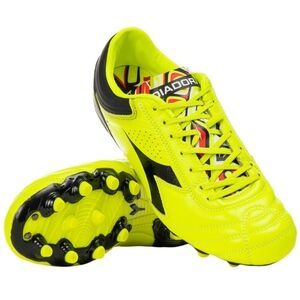 Diadora Italica 3 Soccer Cleats Sz3 & XS Brine shin guards